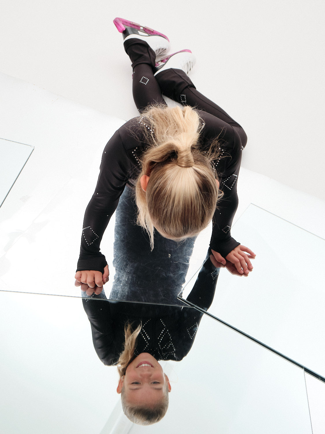 Two Pieces Outfit With Rhinestones - Dark Umbria A - Jacket & Pants